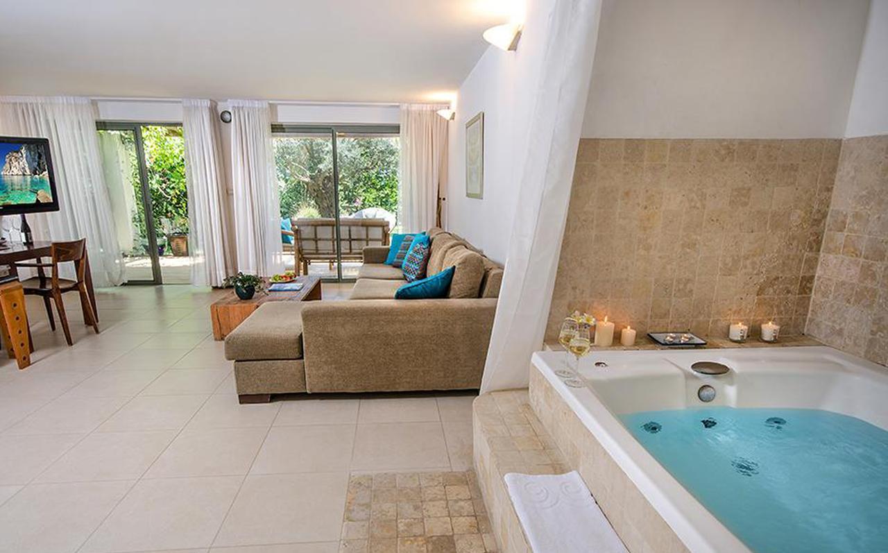 Вилла Above The Sea Ein Hod Экстерьер фото